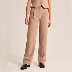 Abercrombie Brown Tailored Relaxed Straight Pant size 25 / 0